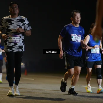 Runner Photo 7547403