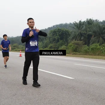 Runner Photo 7547469