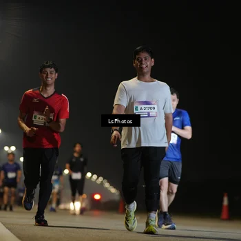 Runner Photo 7547501
