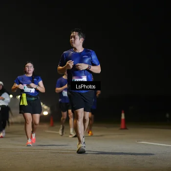Runner Photo 7547595