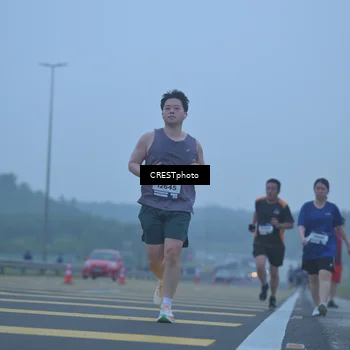 Runner Photo 7547624