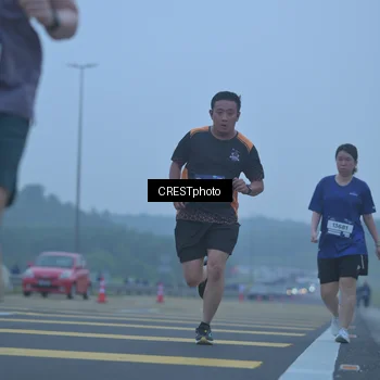 Runner Photo 7547644