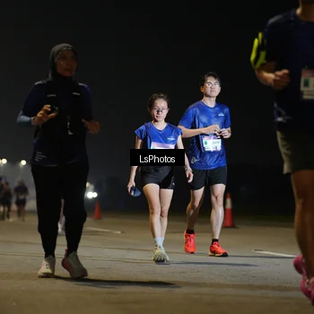 Runner Photo 7547685