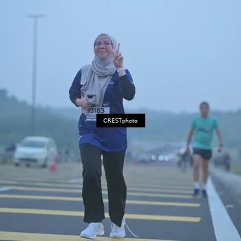Runner Photo 7547860