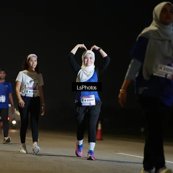 Runner Photo 7547876