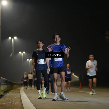 Runner Photo 7547878