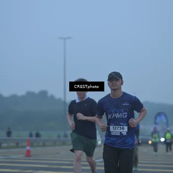 Runner Photo 7547915