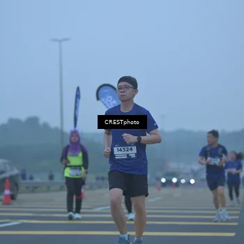 Runner Photo 7547945