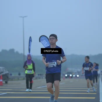Runner Photo 7547946