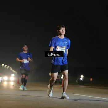 Runner Photo 7548026