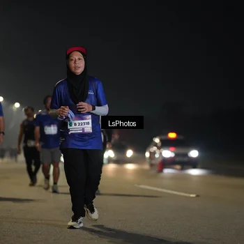Runner Photo 7548031