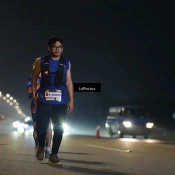 Runner Photo 7548056