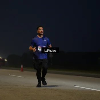 Runner Photo 7548108