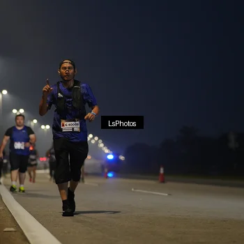 Runner Photo 7548135