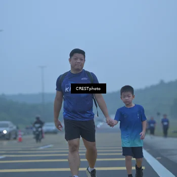 Runner Photo 7548165