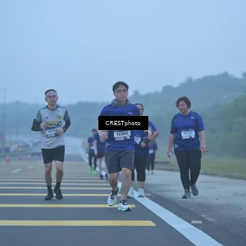 Runner Photo 7548170