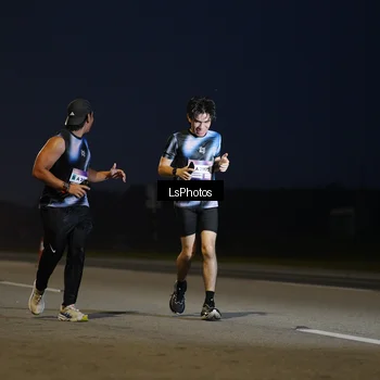 Runner Photo 7548189