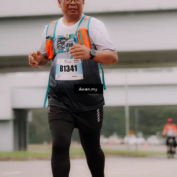 Runner Photo 7548191