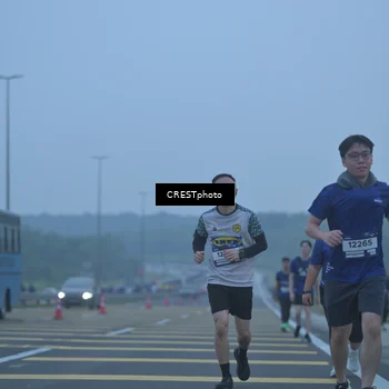 Runner Photo 7548203