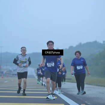Runner Photo 7548239