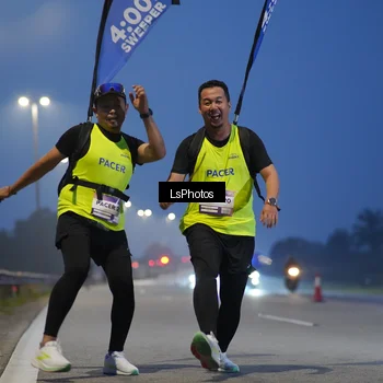 Runner Photo 7548271