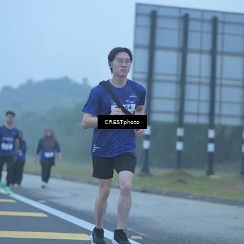 Runner Photo 7548299