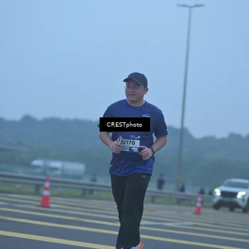 Runner Photo 7548368
