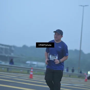 Runner Photo 7548372