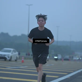Runner Photo 7548389