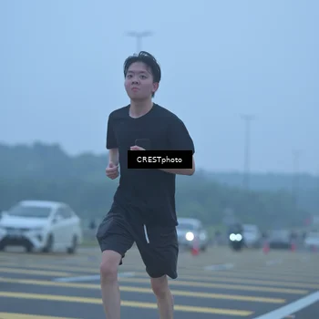 Runner Photo 7548414