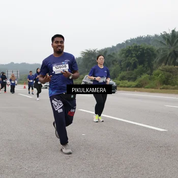 Runner Photo 7548432