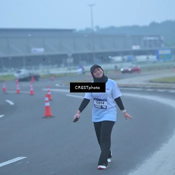 Runner Photo 7548502