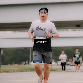 Runner Photo 7548549