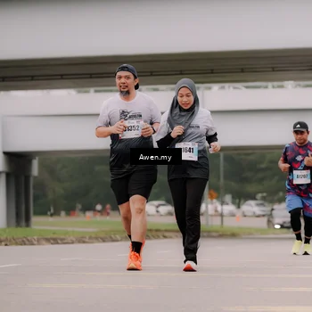 Runner Photo 7548591