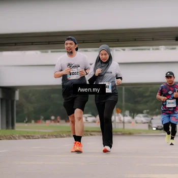 Runner Photo 7548594