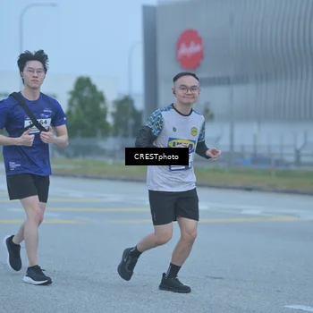 Runner Photo 7548644