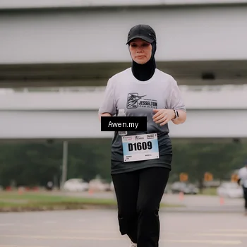 Runner Photo 7548648