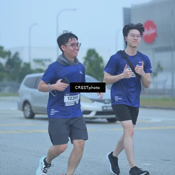 Runner Photo 7548685