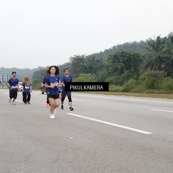 Runner Photo 7548686