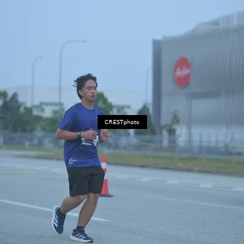 Runner Photo 7548692