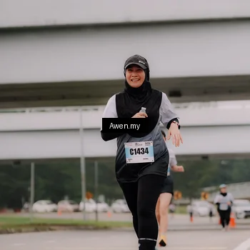 Runner Photo 7548750