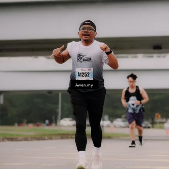 Runner Photo 7548860