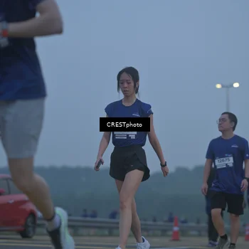 Runner Photo 7548896
