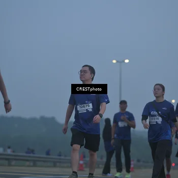 Runner Photo 7548912