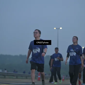 Runner Photo 7548924
