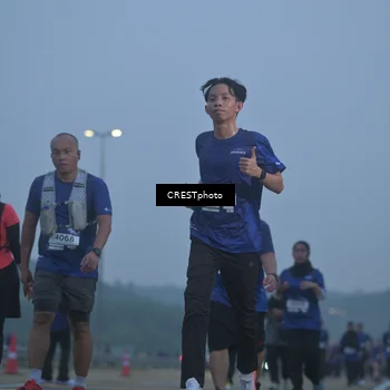 Runner Photo 7548975