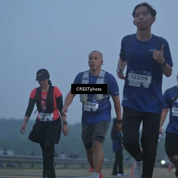 Runner Photo 7548978
