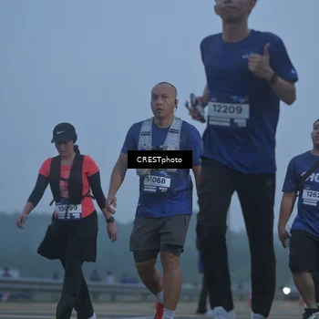 Runner Photo 7548981