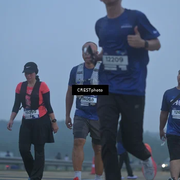 Runner Photo 7548984