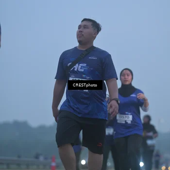 Runner Photo 7548992